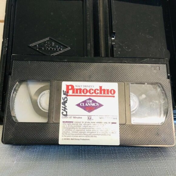 PINOCCHIO VHS Home Video Tape The Classic Walt Disney Clamshell Case - Picture 5 of 8